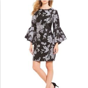 Belle Badgley Mischka Bell Sleeved black and grey floral Jacquard dress sz 6